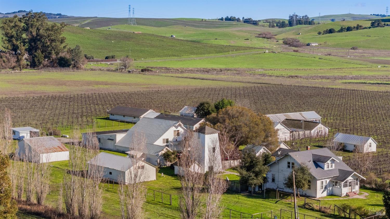 3957 Lakeville Highway