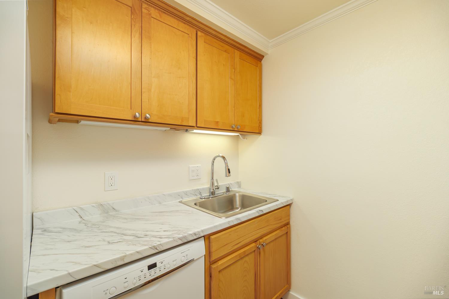 1544 Center Road Unit: #91