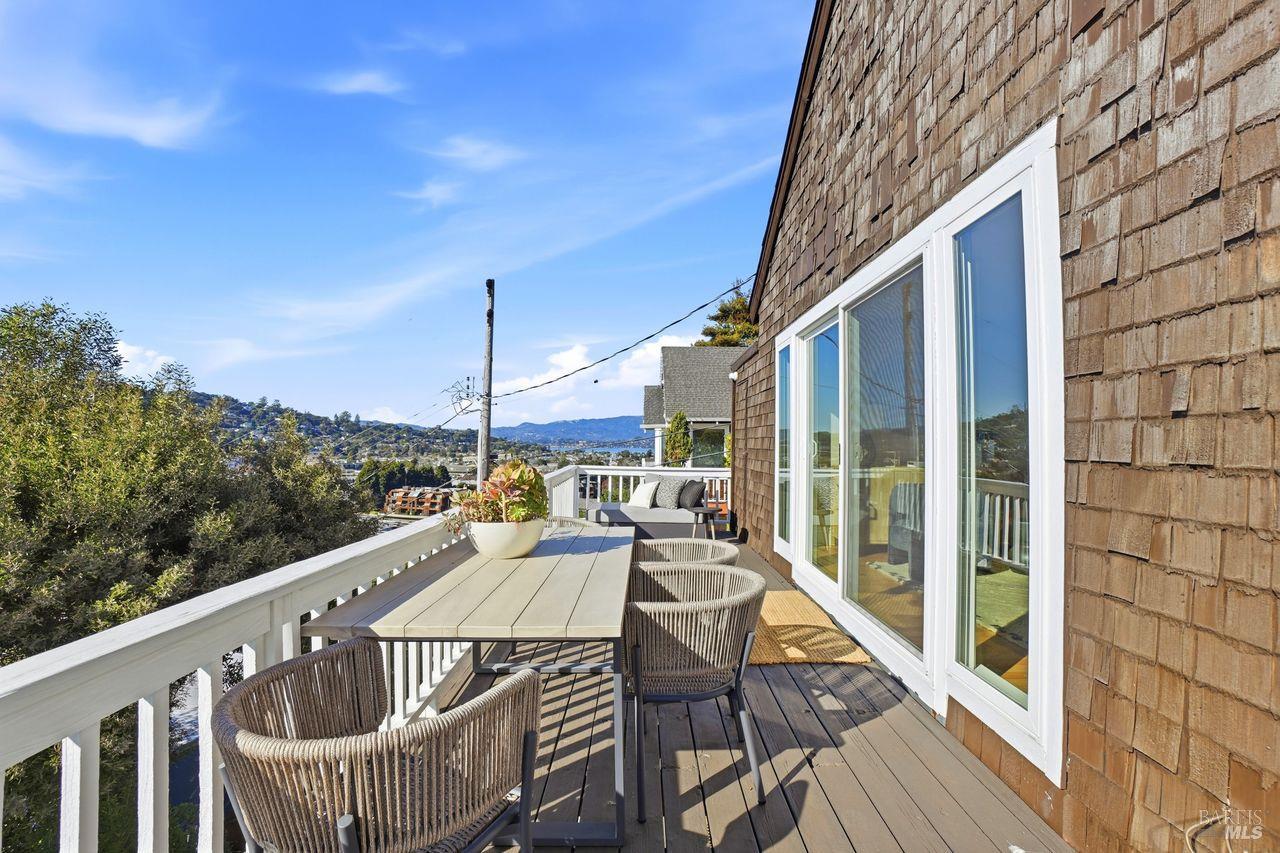 1882 Centro West Street