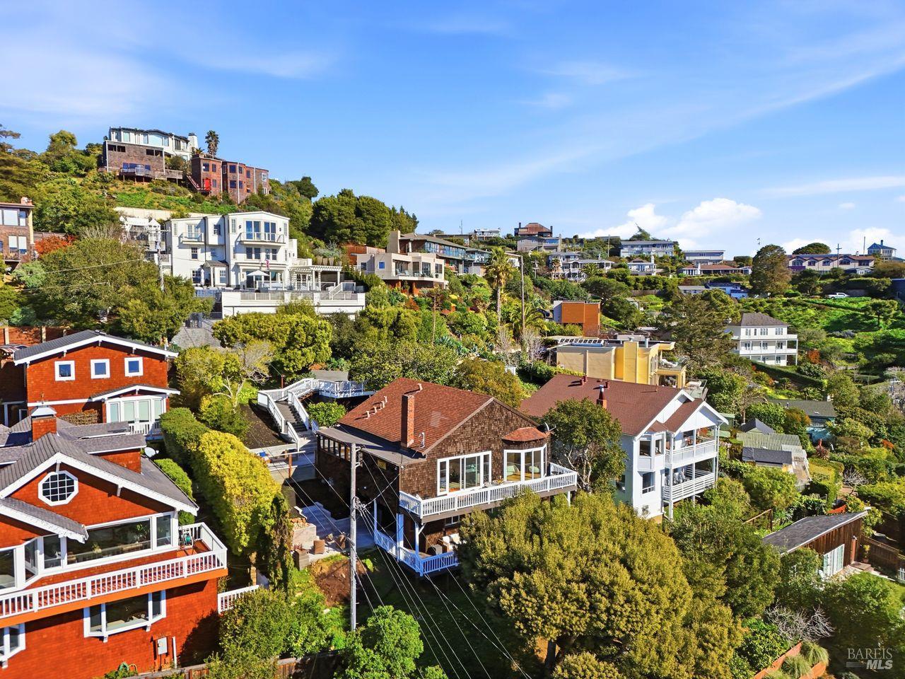 1882 Centro West Street