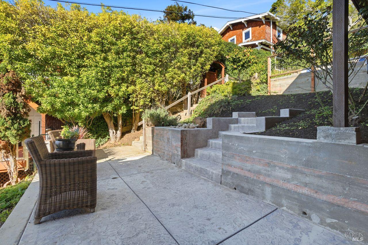 1882 Centro West Street