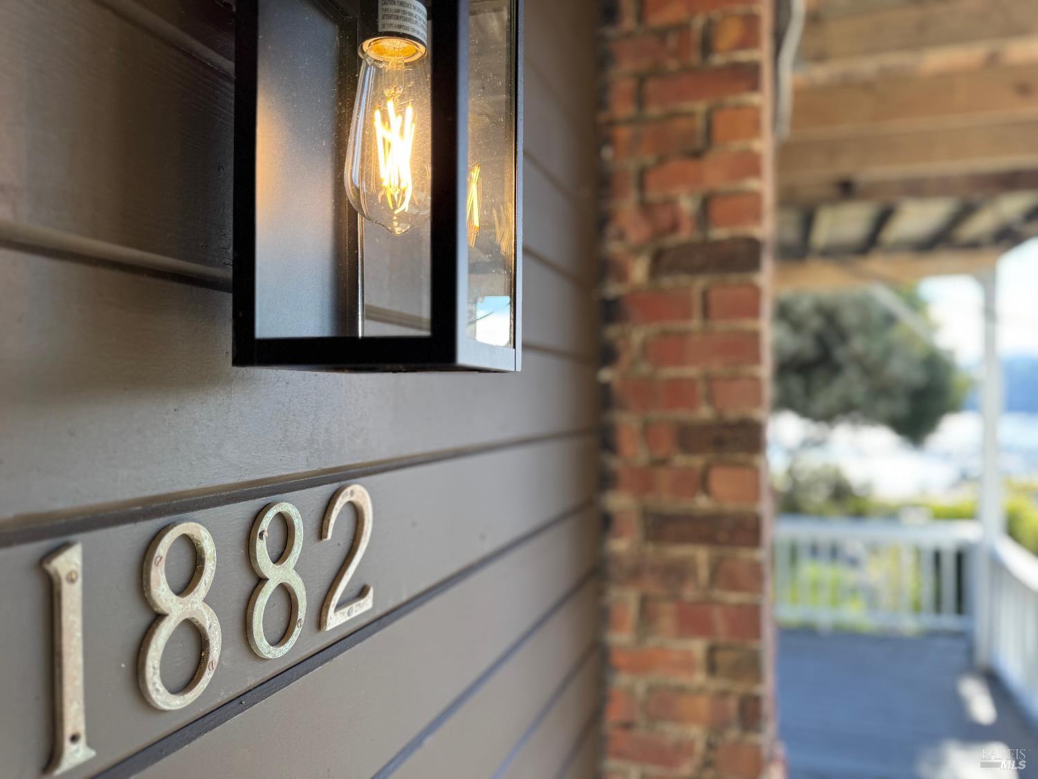 1882 Centro West Street