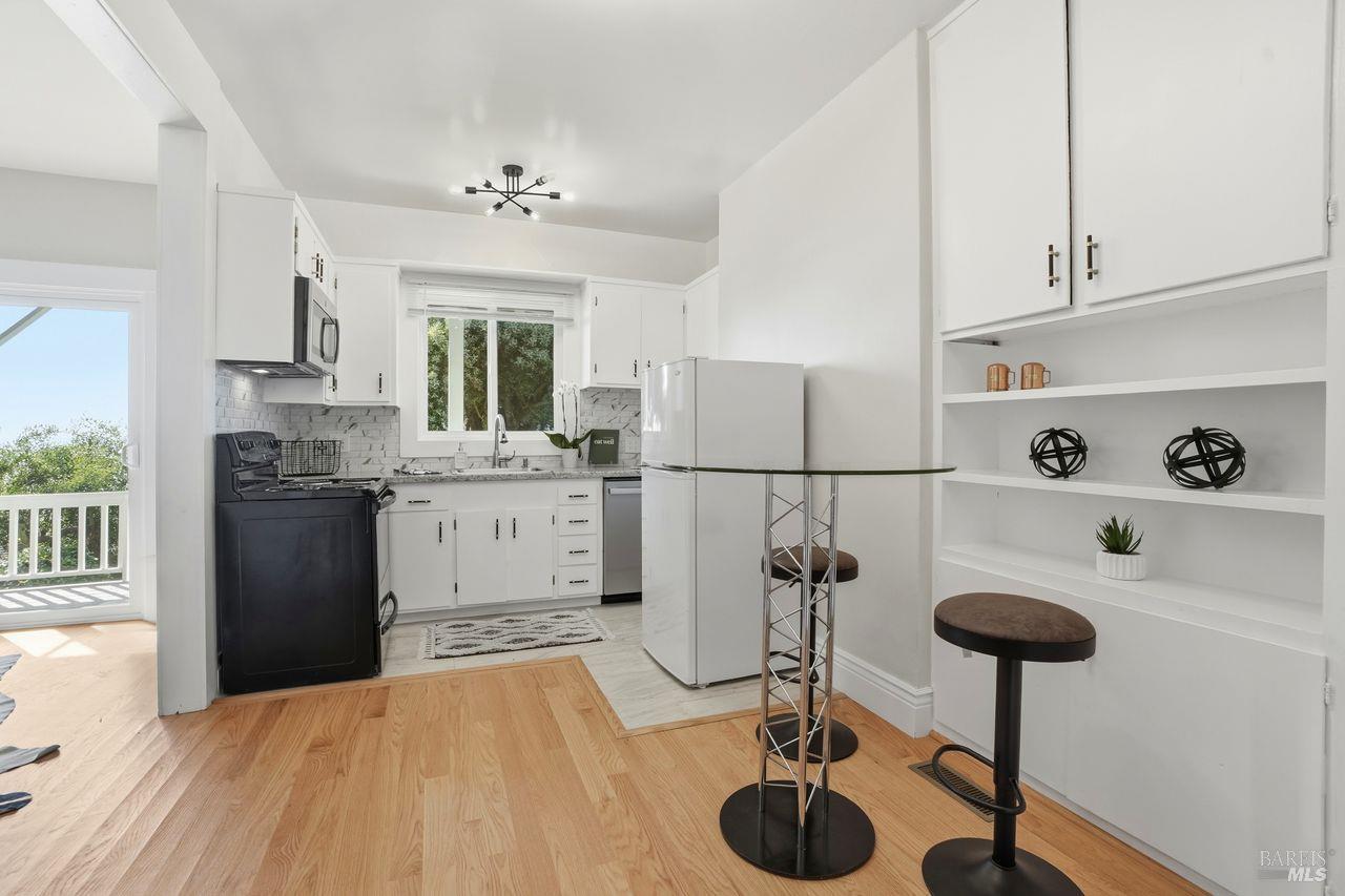 1882 Centro West Street