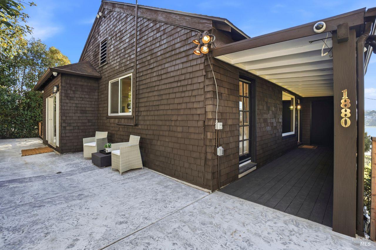 1882 Centro West Street