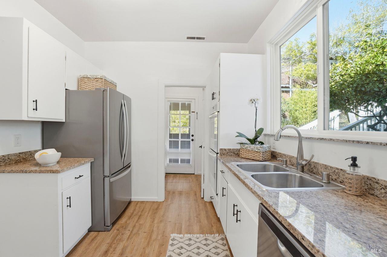 1882 Centro West Street