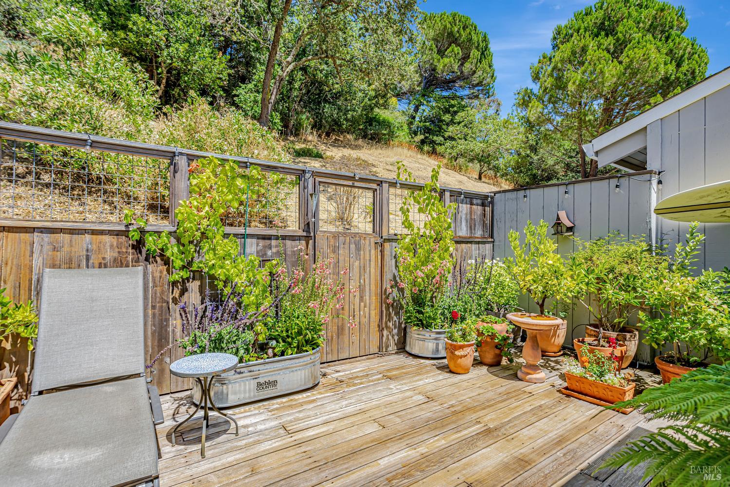 838 Sir Francis Drake Boulevard Unit: #3