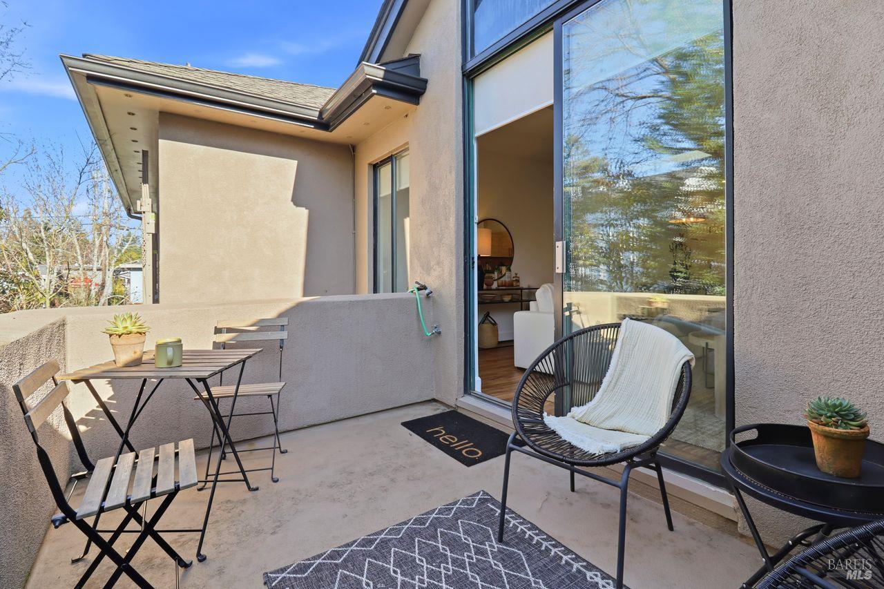 37 Ross Avenue Unit: #5