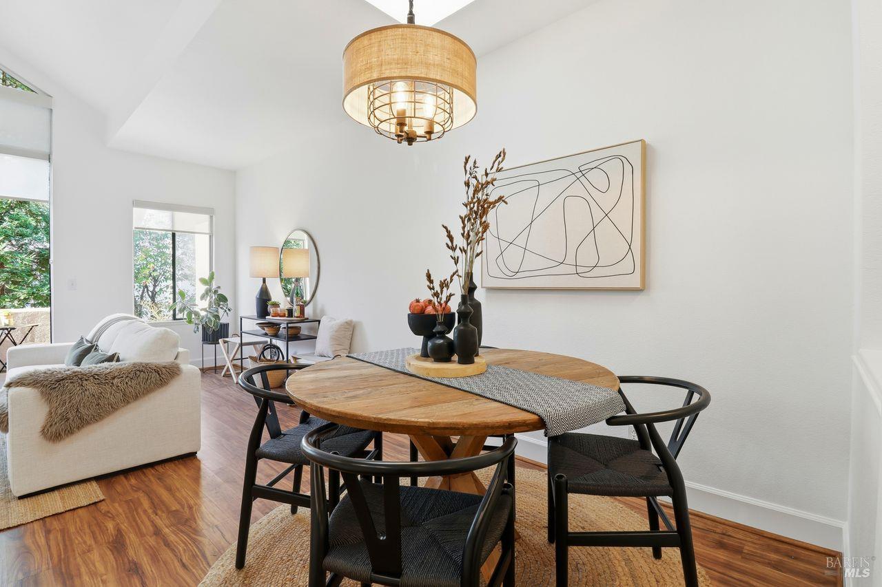 37 Ross Avenue Unit: #5