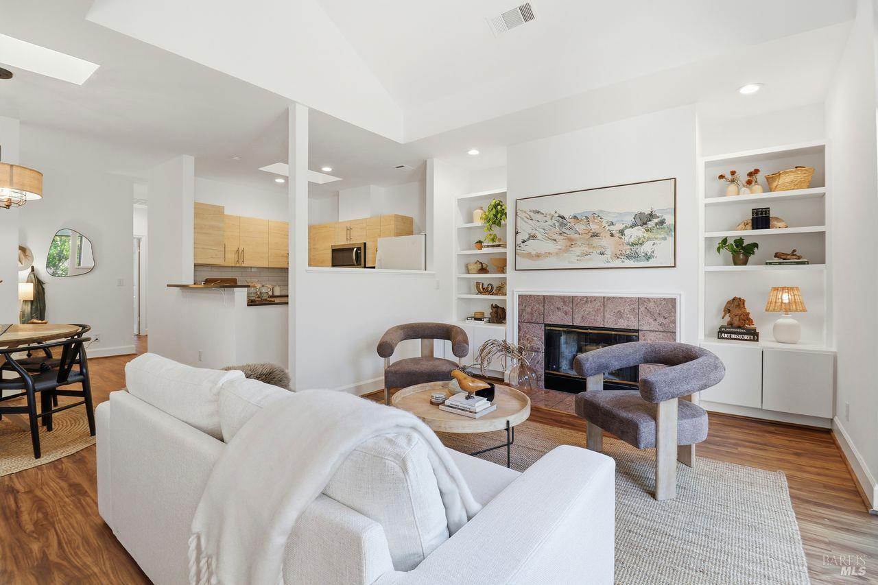 37 Ross Avenue Unit: #5