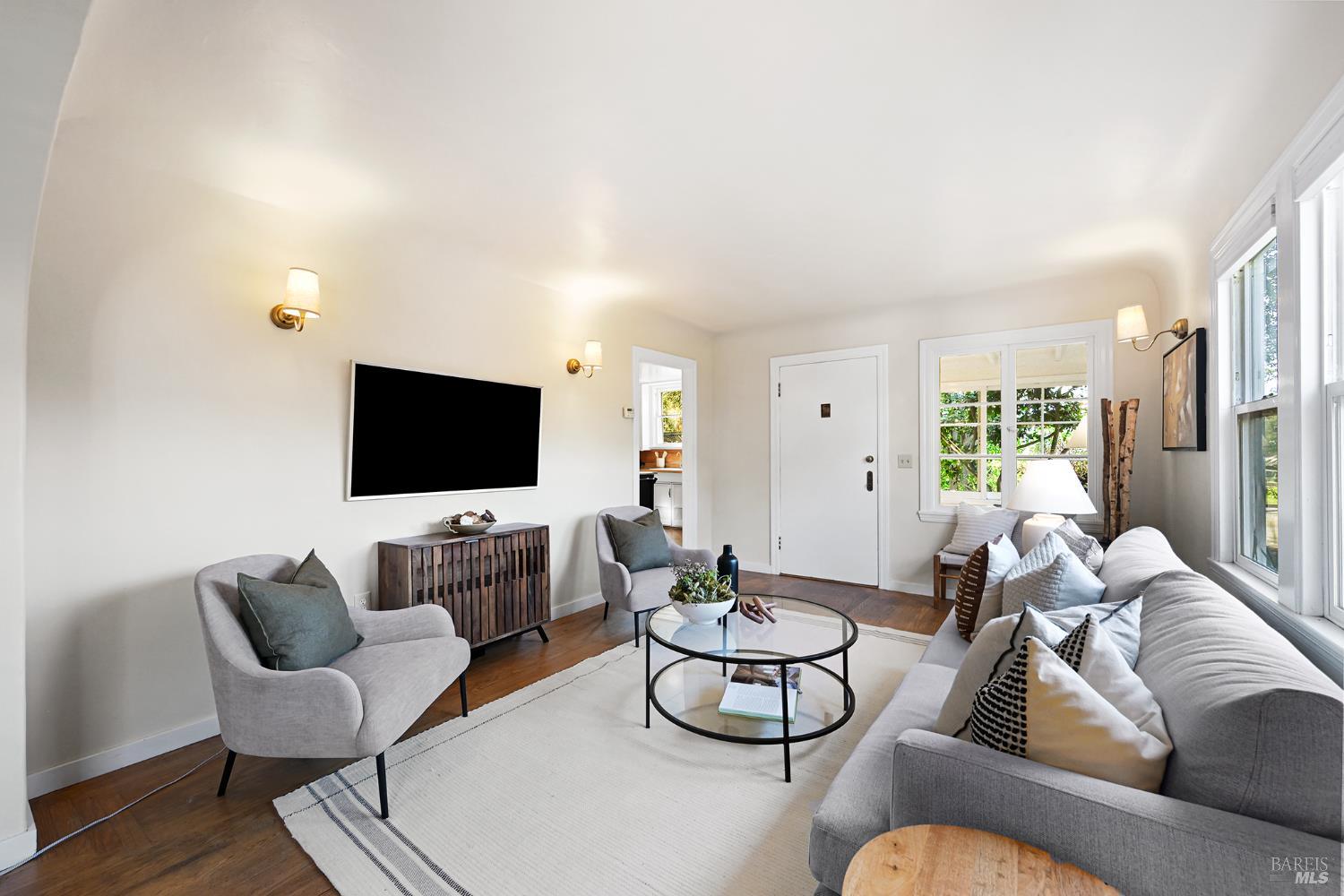 60 Sacramento Avenue