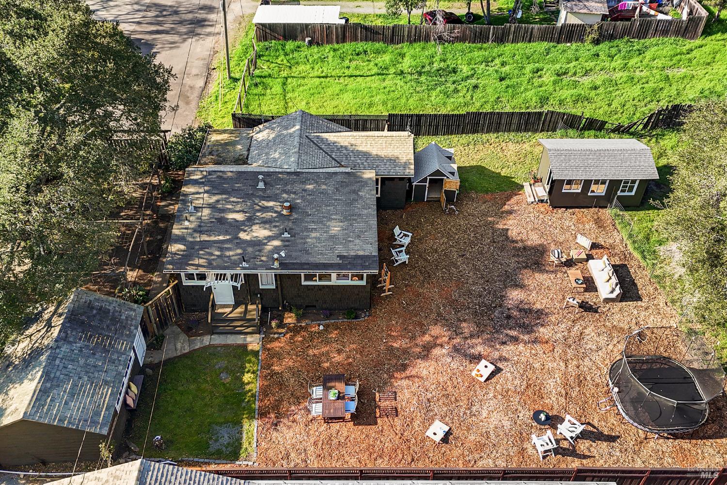 60 Sacramento Avenue