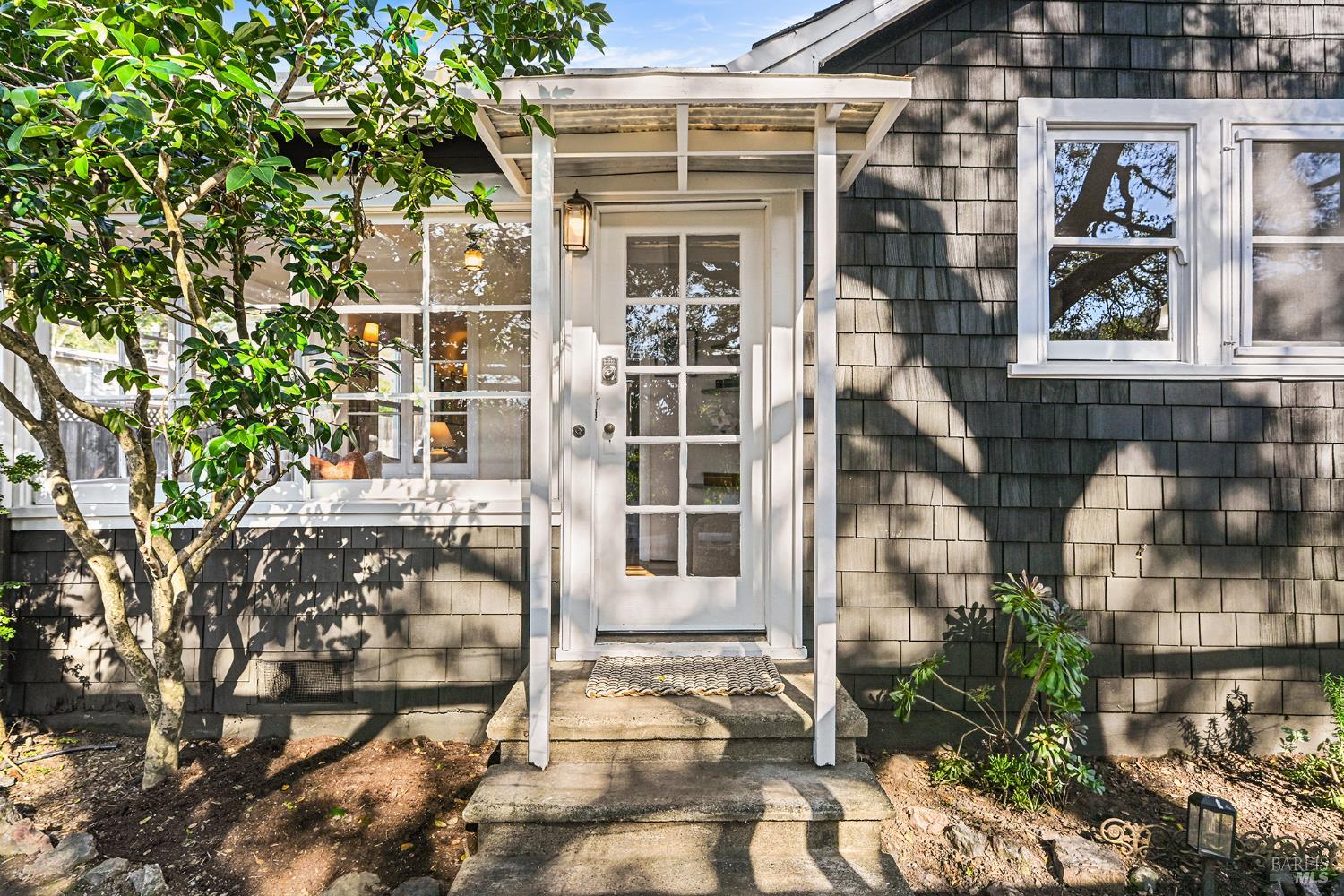 60 Sacramento Avenue