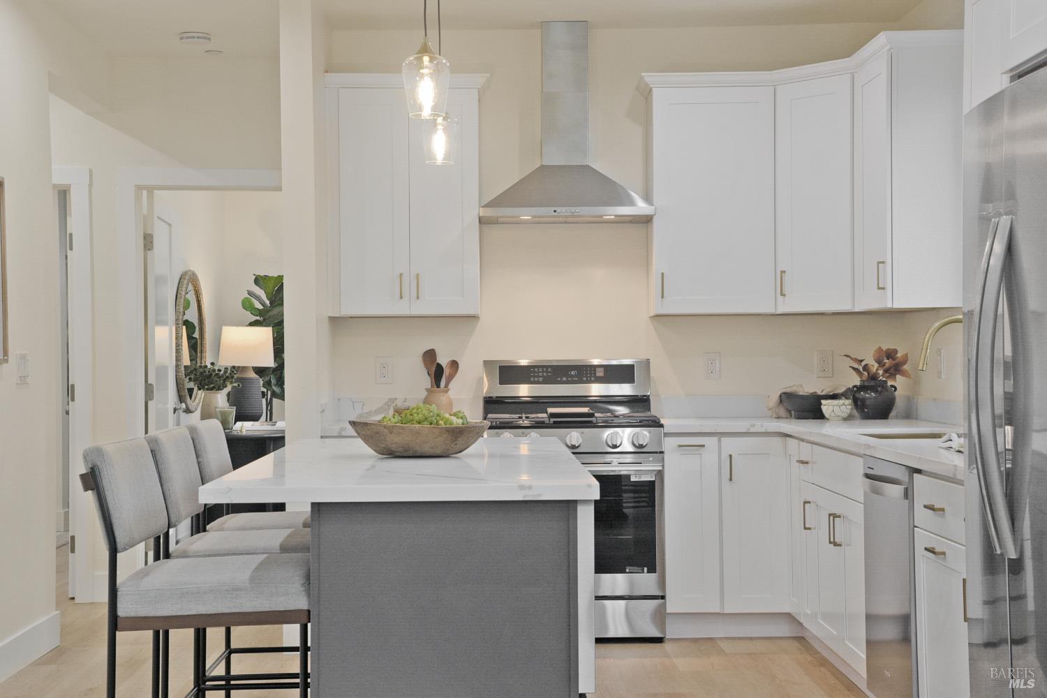 327 Butterfield Road