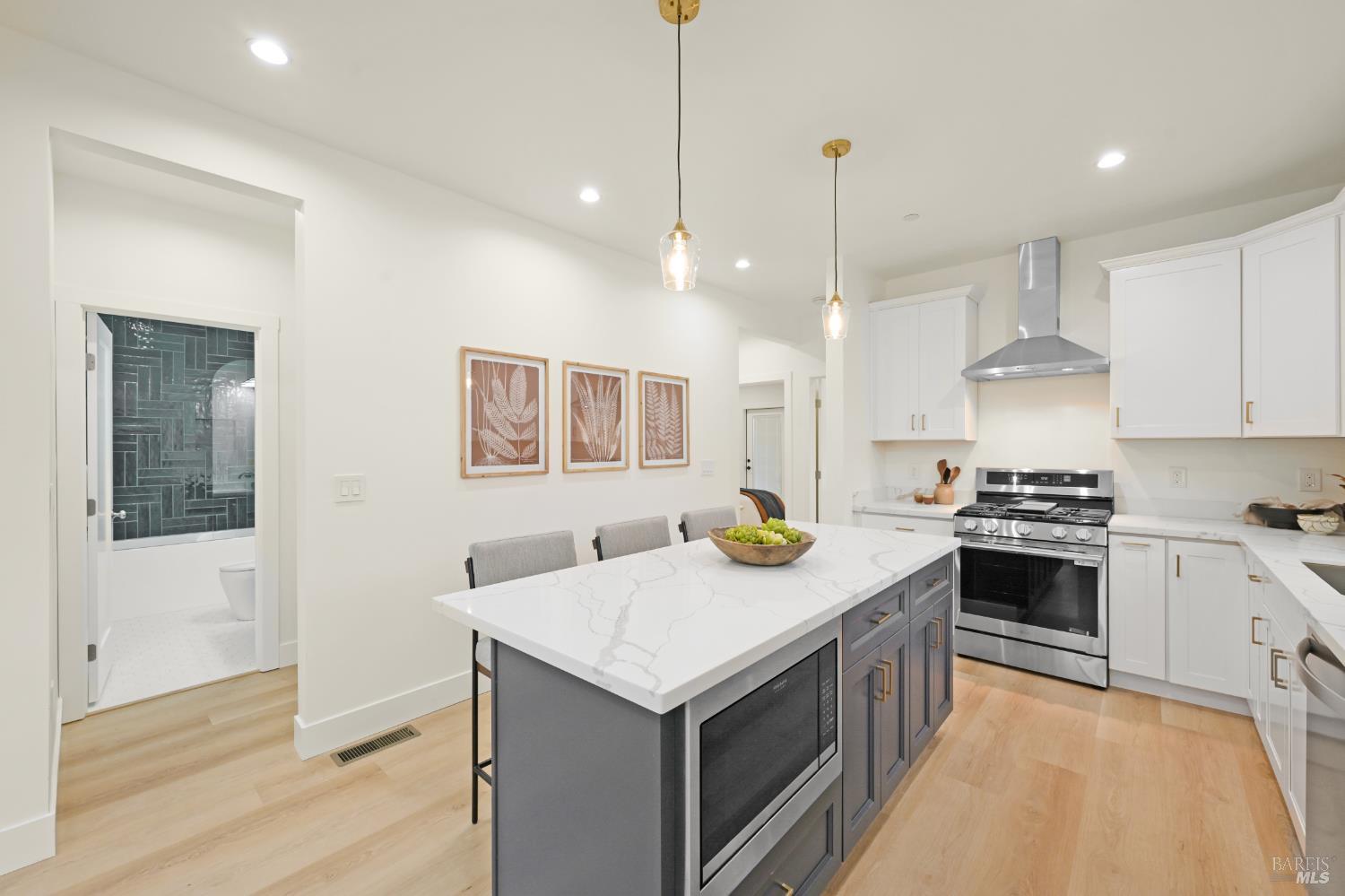 327 Butterfield Road