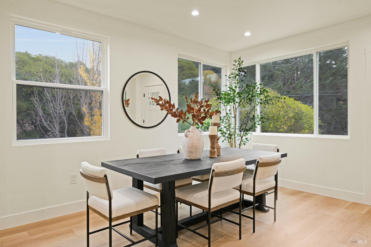 327 Butterfield Road