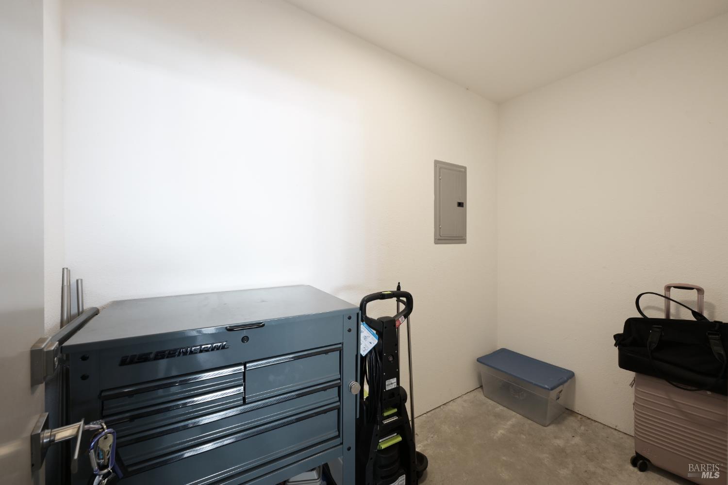 2668 Franz Katka Avenue