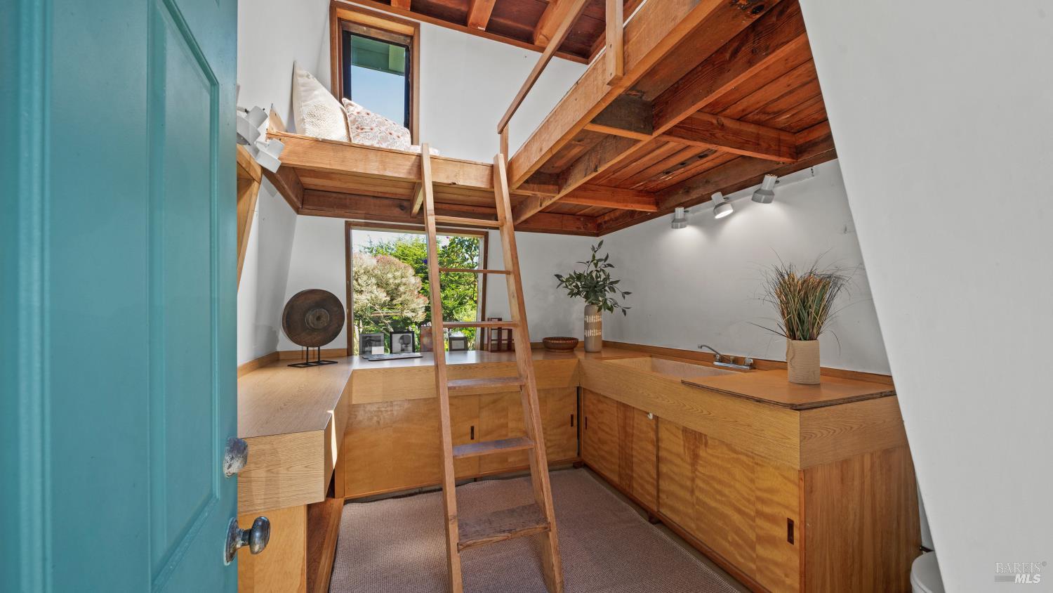 180 Sunset Way Unit: #A