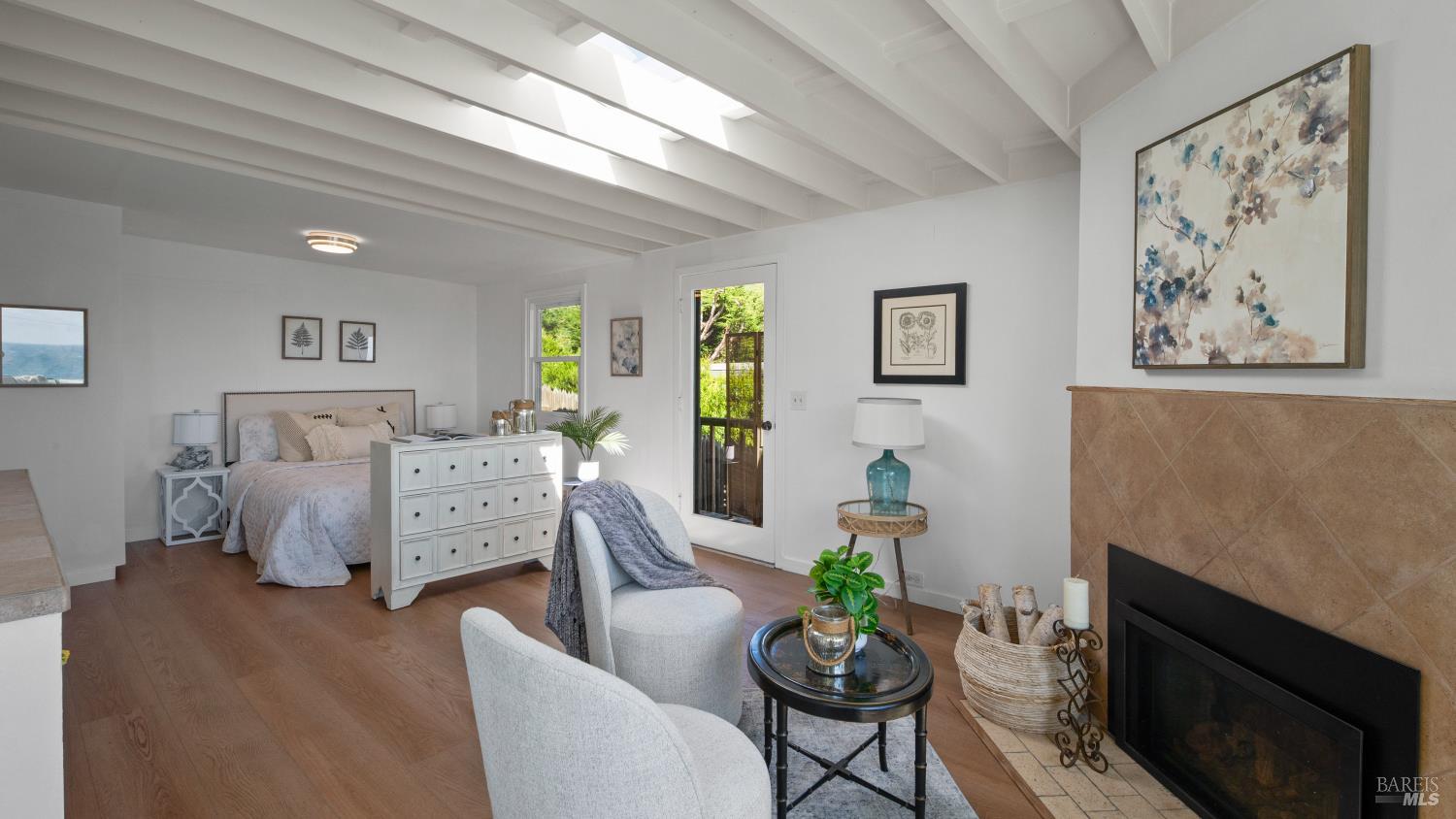 180 Sunset Way Unit: #A