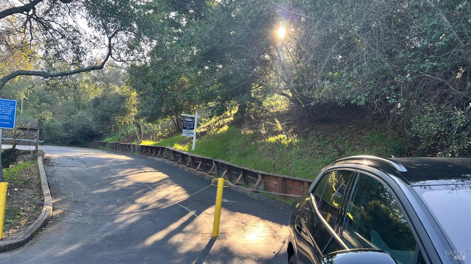 106 106 Lucas Valley Road