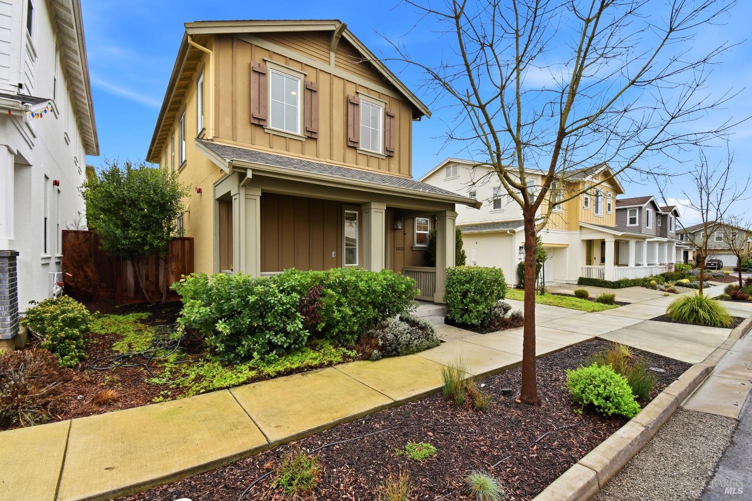 1612 Rose Clover Street