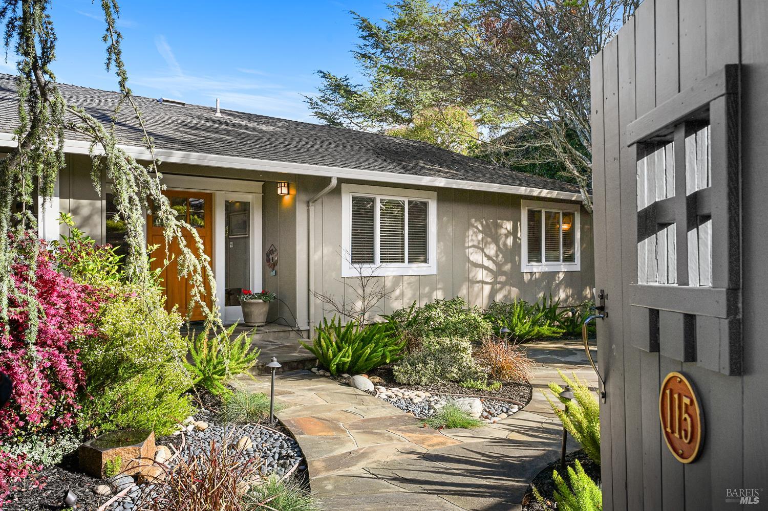 115 Oak Springs Drive