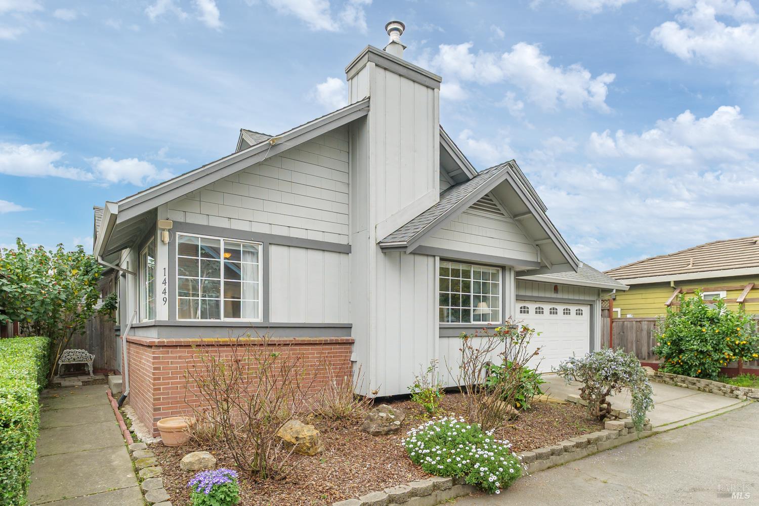 1449 Morning Glory Drive