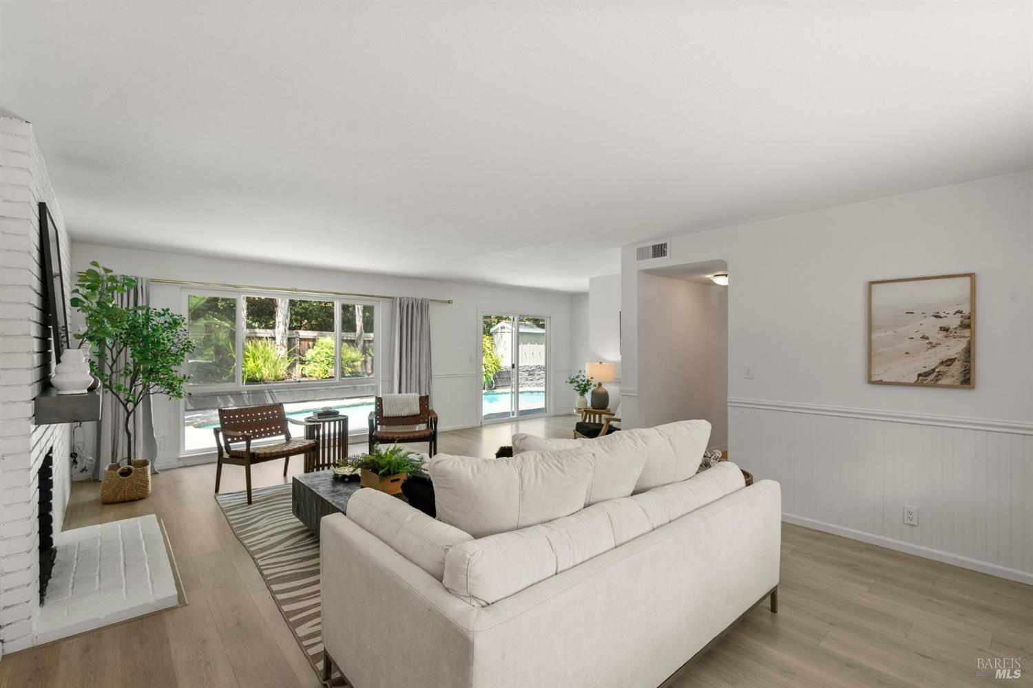 38 Twelveoak Hill Drive