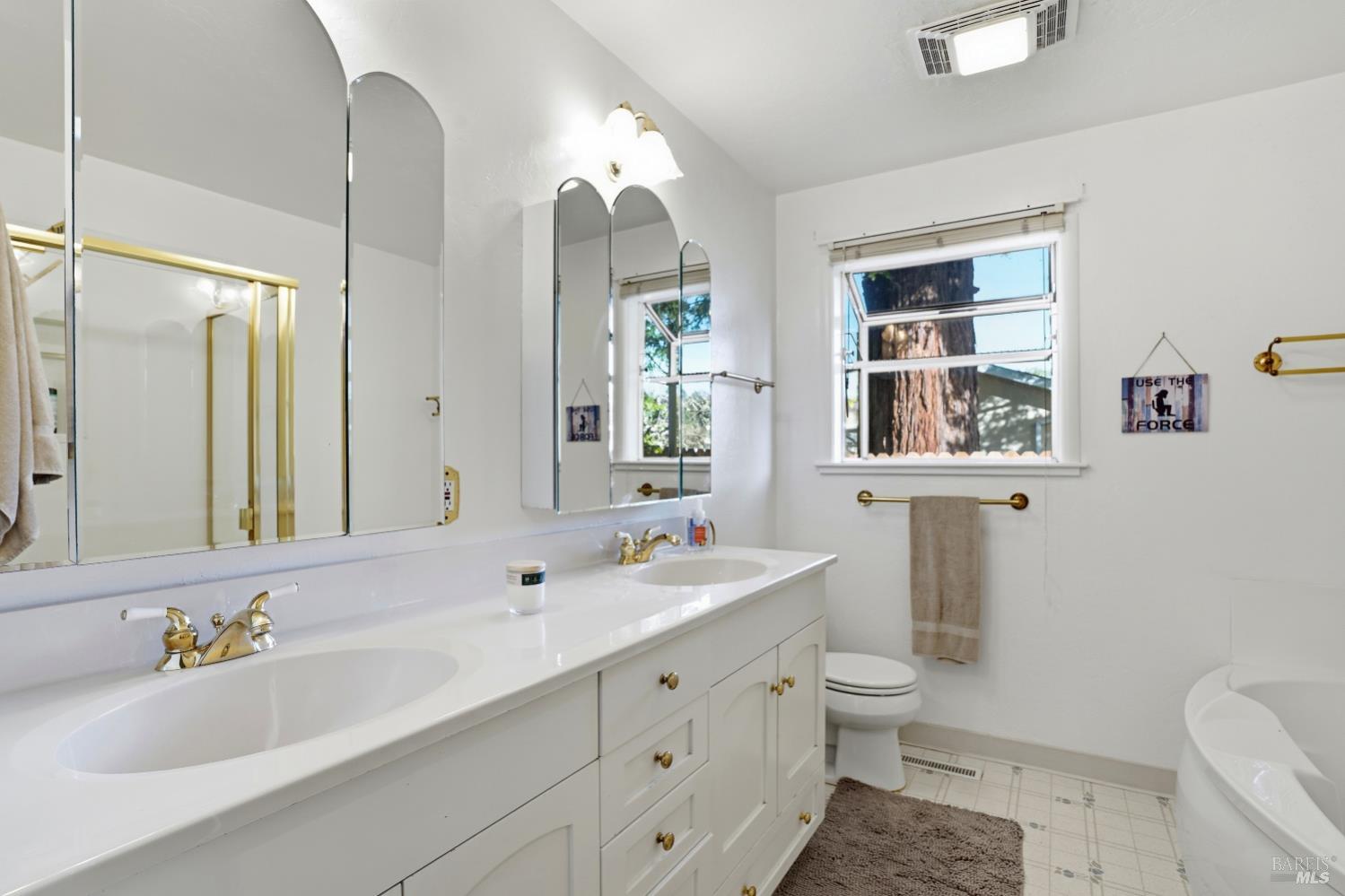 440 Calle De La Mesa