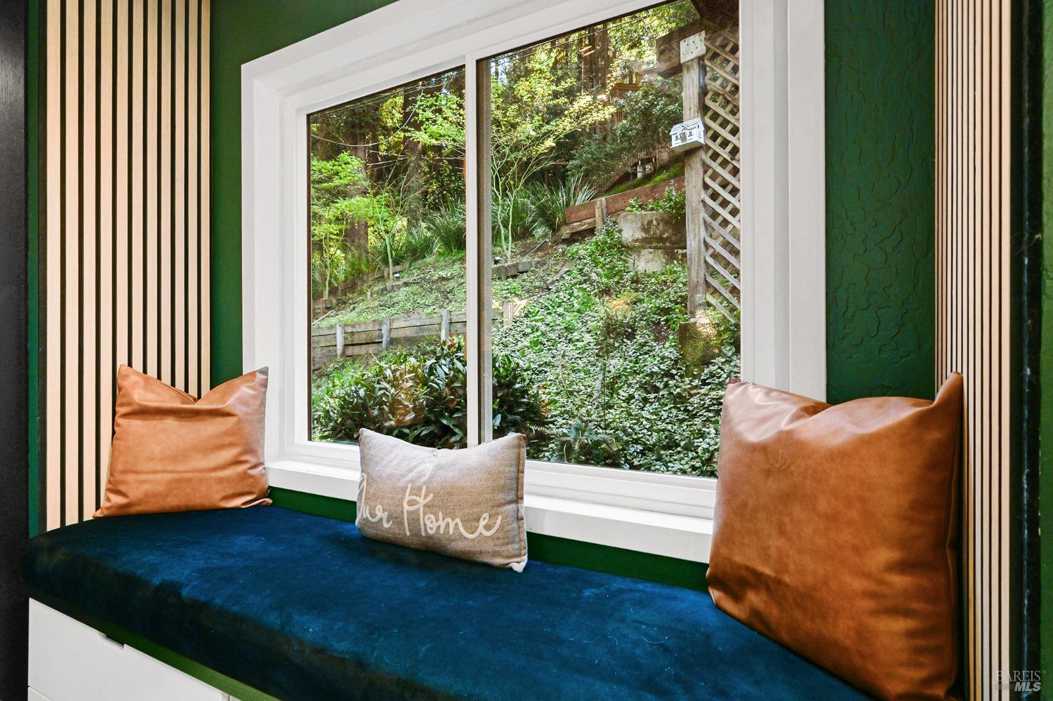 16 Iron Springs Road