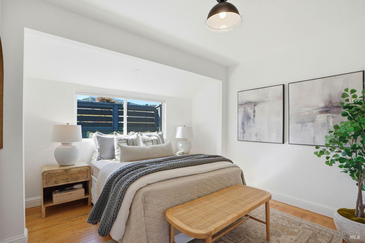 21 Boardwalk One Unit: #1