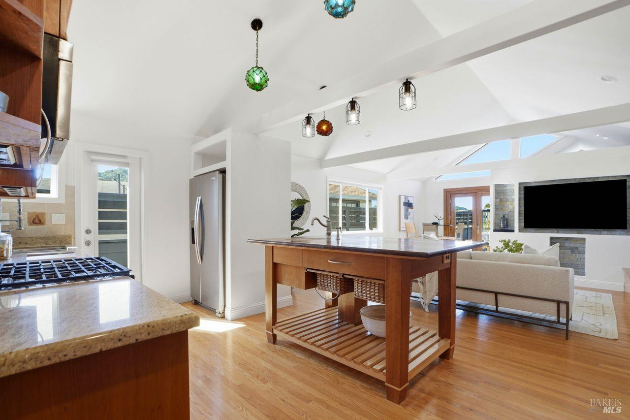 21 Boardwalk One Unit: #1