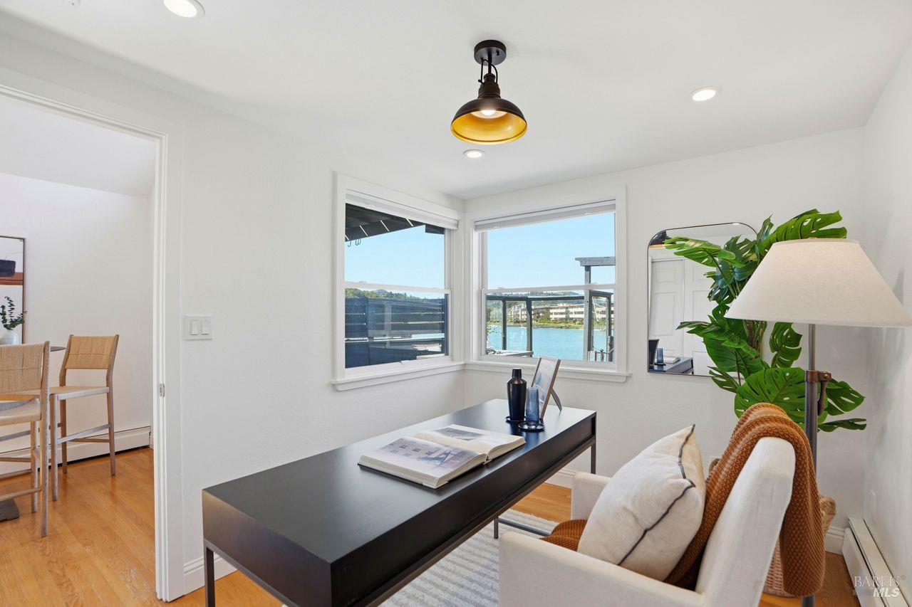 21 Boardwalk One Unit: #1