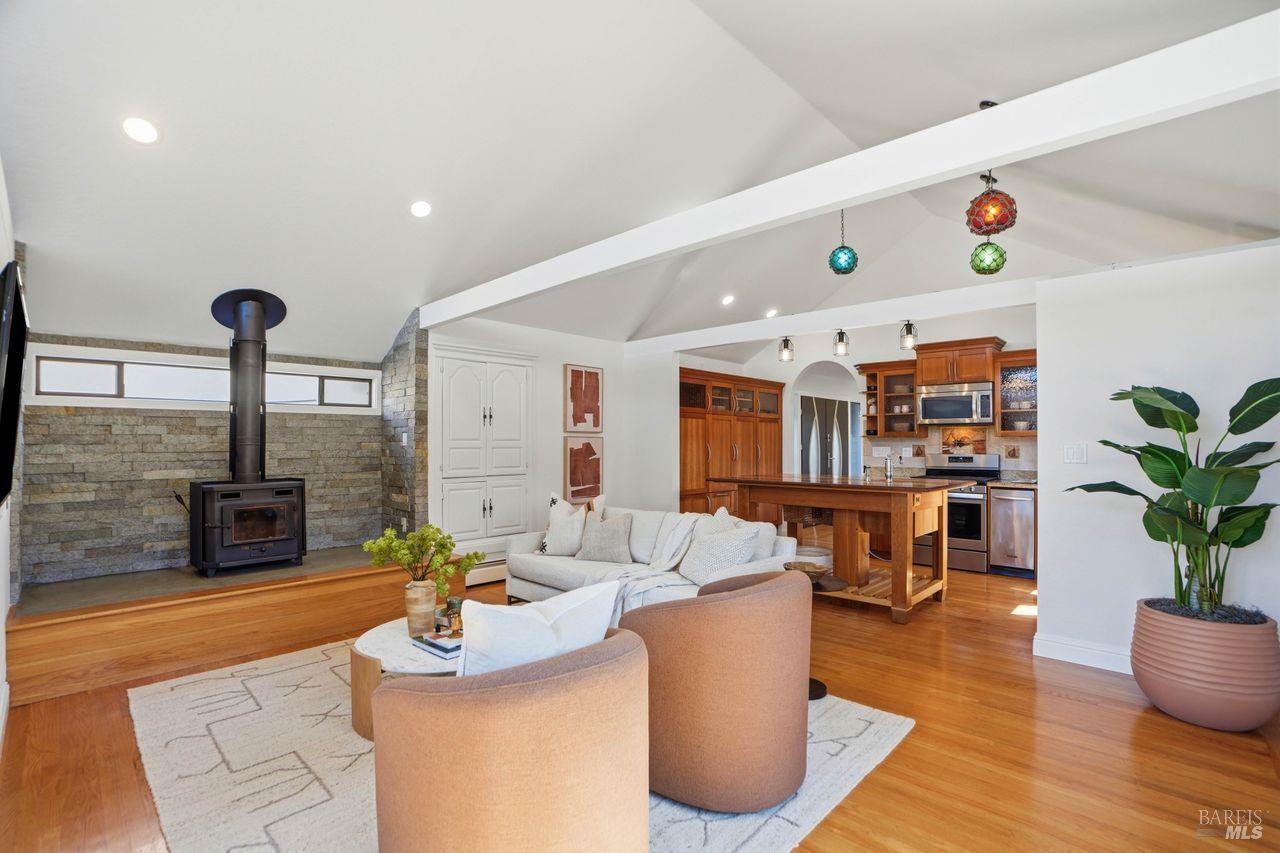 21 Boardwalk One Unit: #1