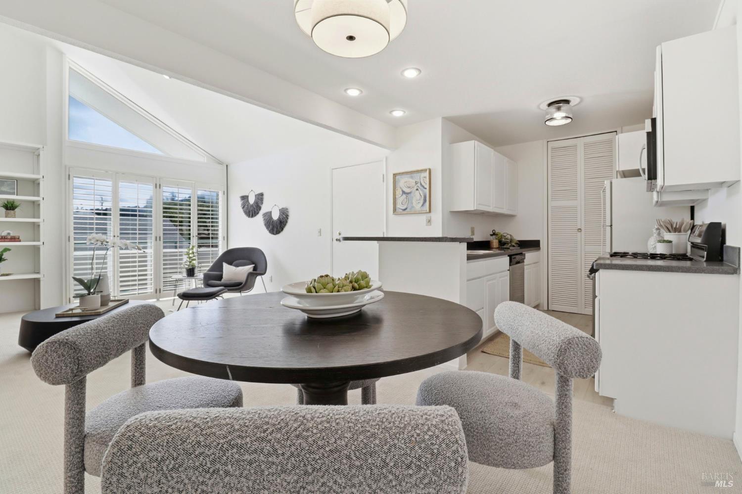 186 Larkspur Plaza Drive