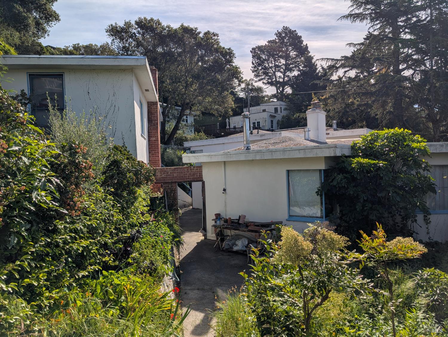 100 E Manor Drive