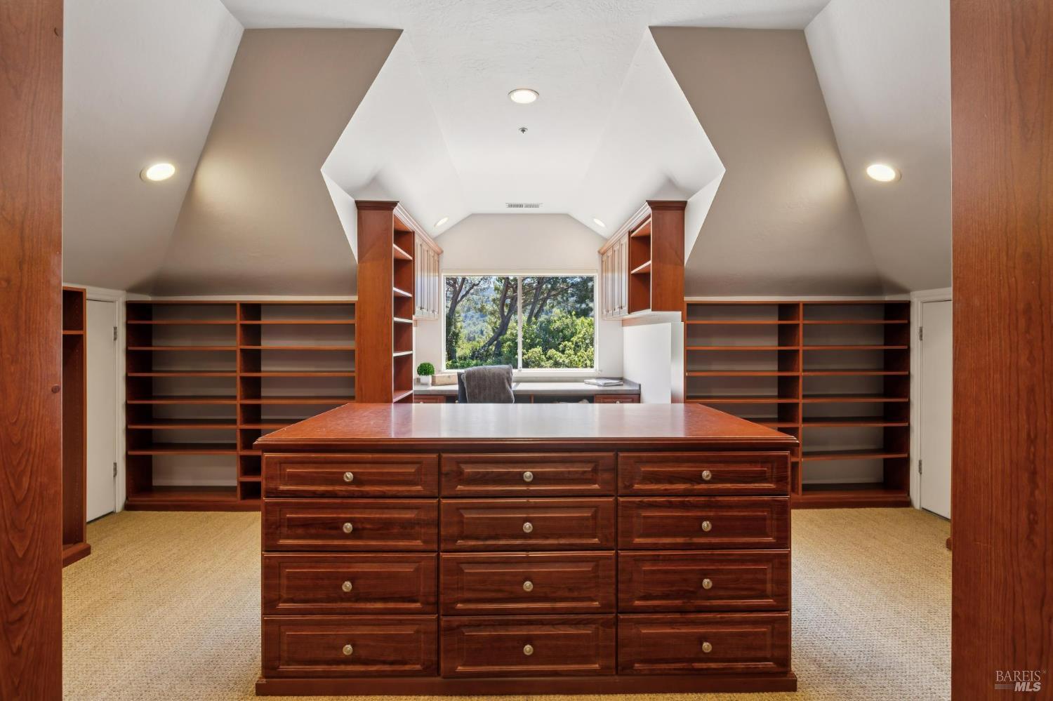 43 Oak Valley Drive