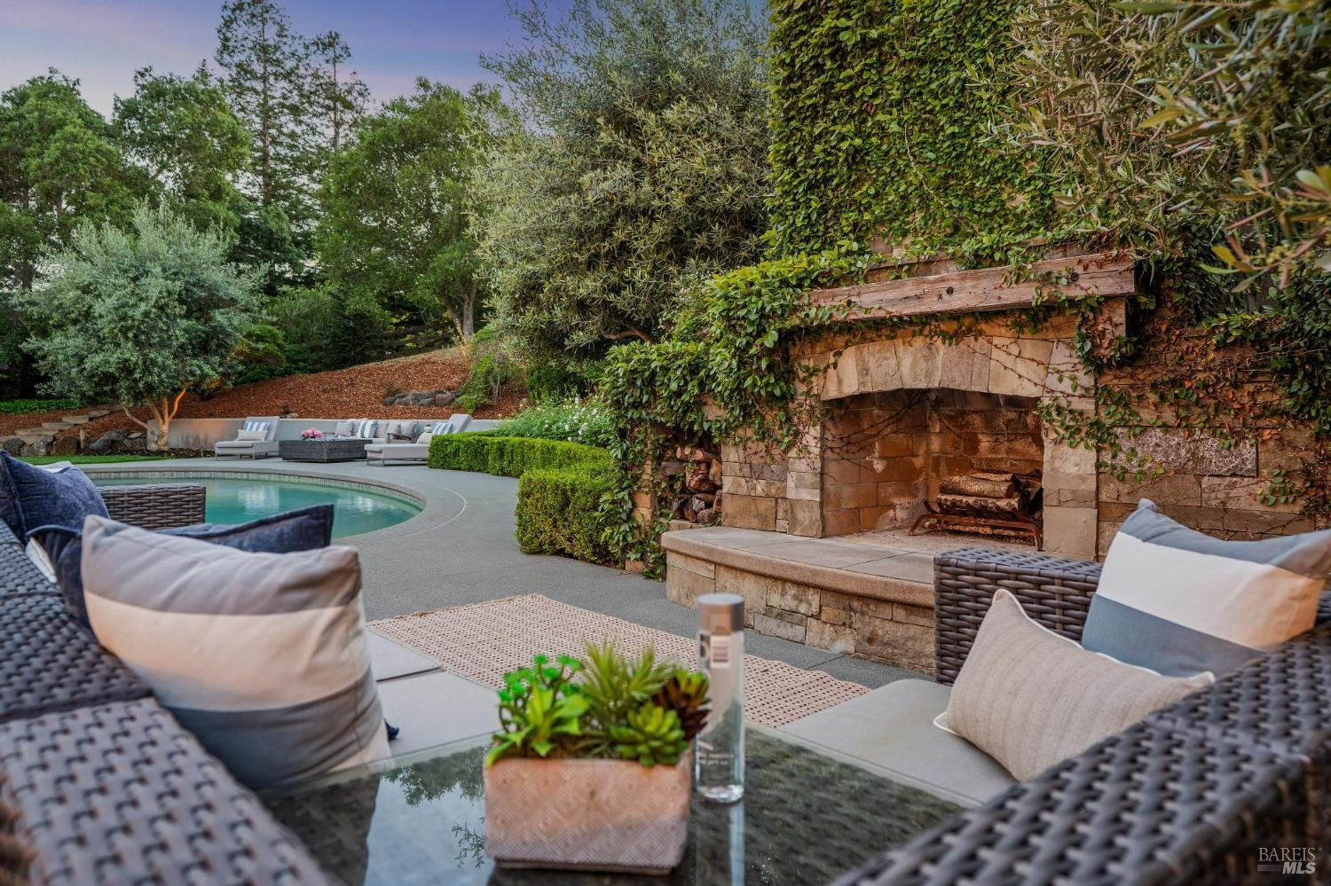 43 Oak Valley Drive