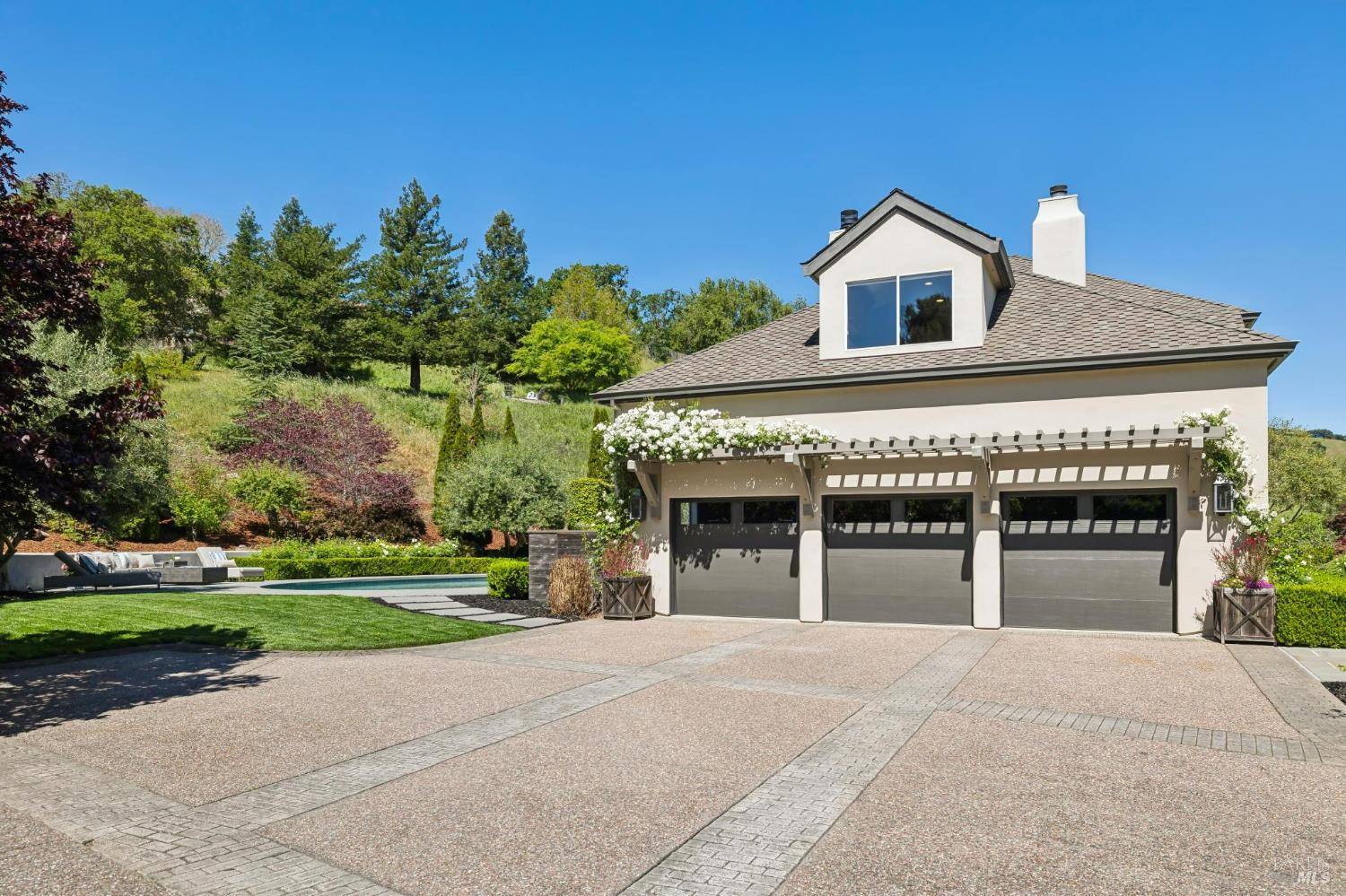 43 Oak Valley Drive