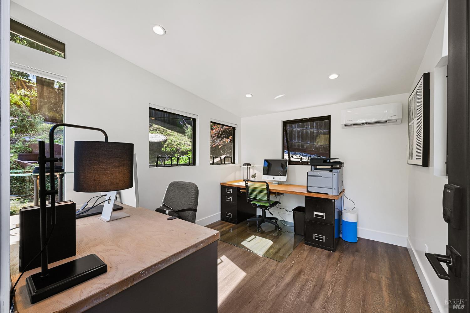 18 Dutch Valley Lane