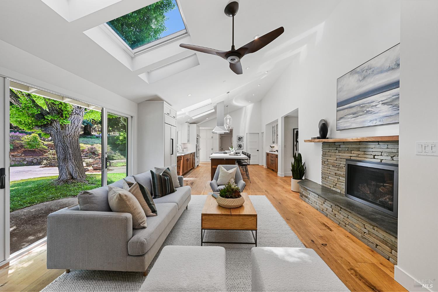 18 Dutch Valley Lane