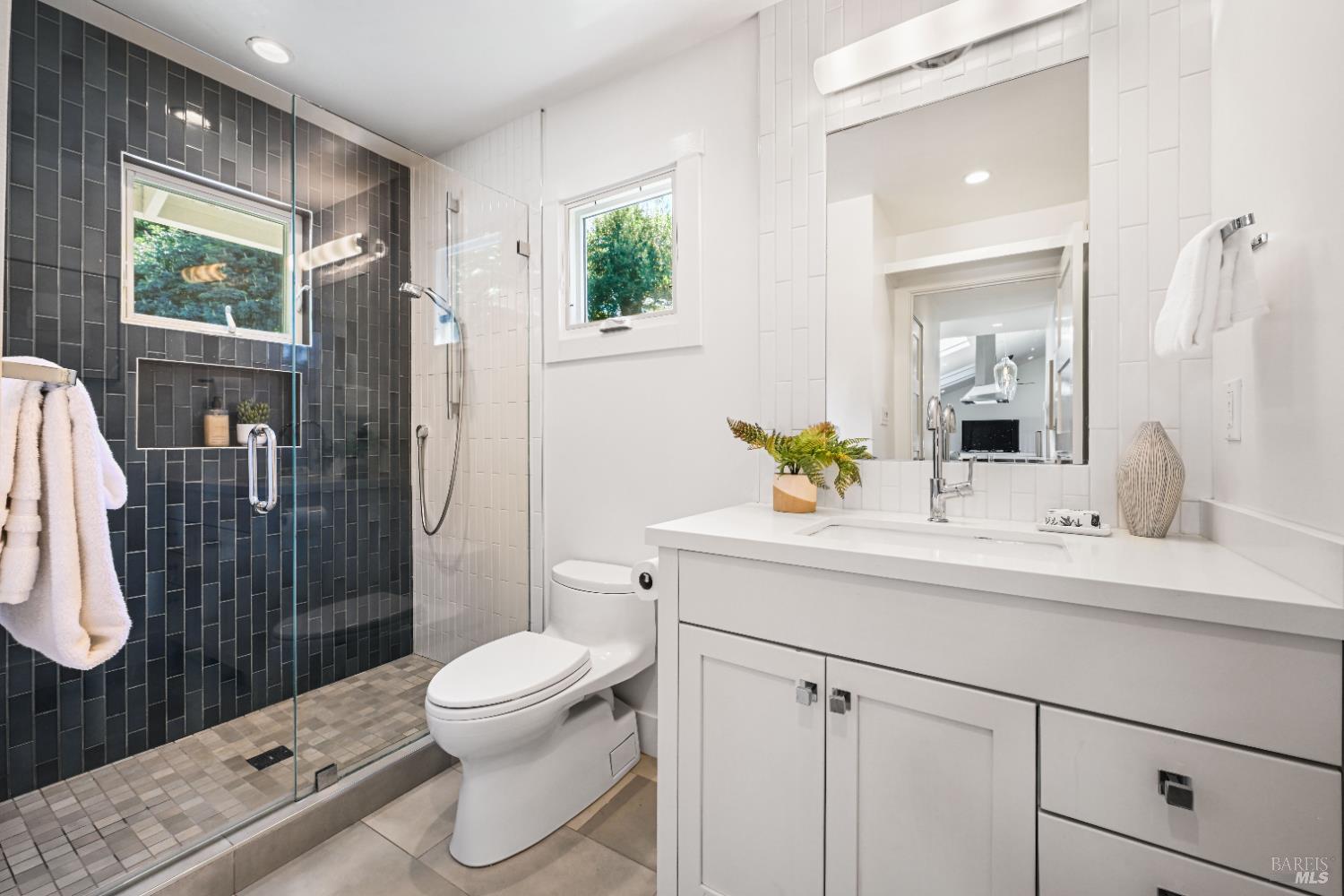 18 Dutch Valley Lane