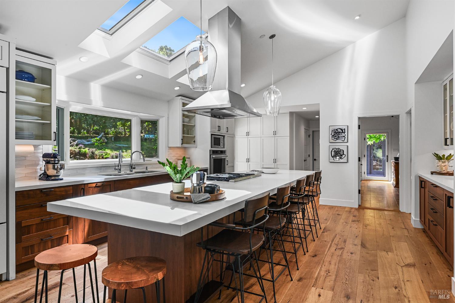 18 Dutch Valley Lane