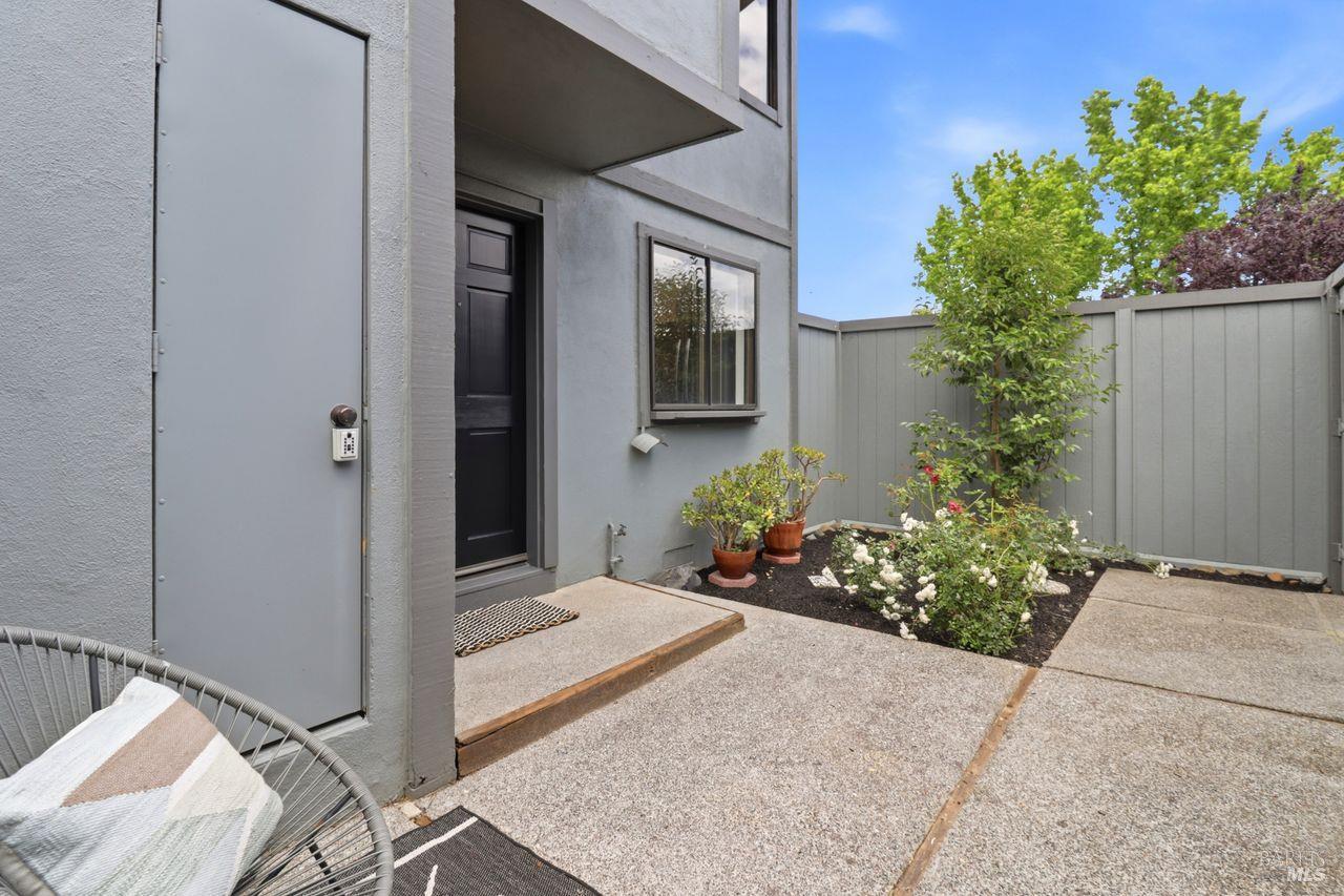318 Sylvia Way