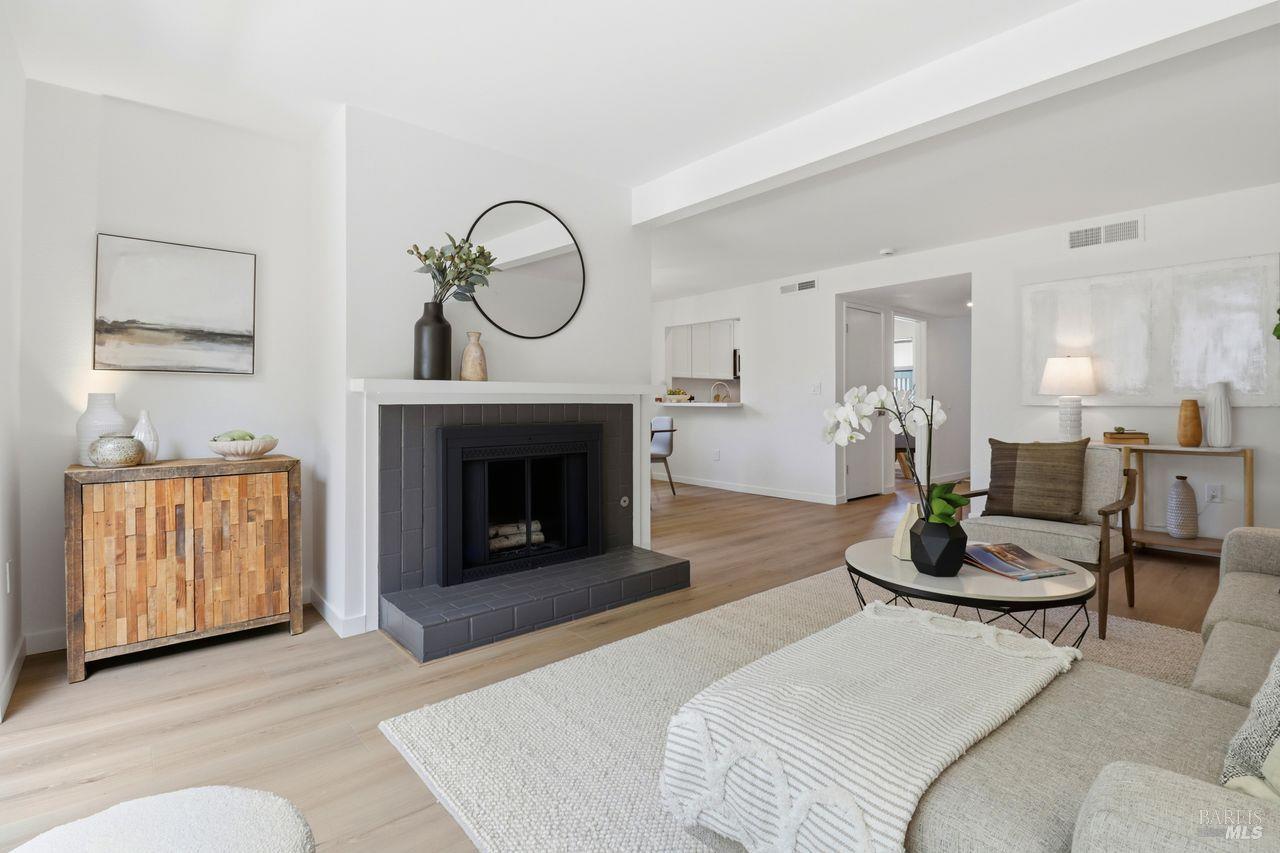 318 Sylvia Way