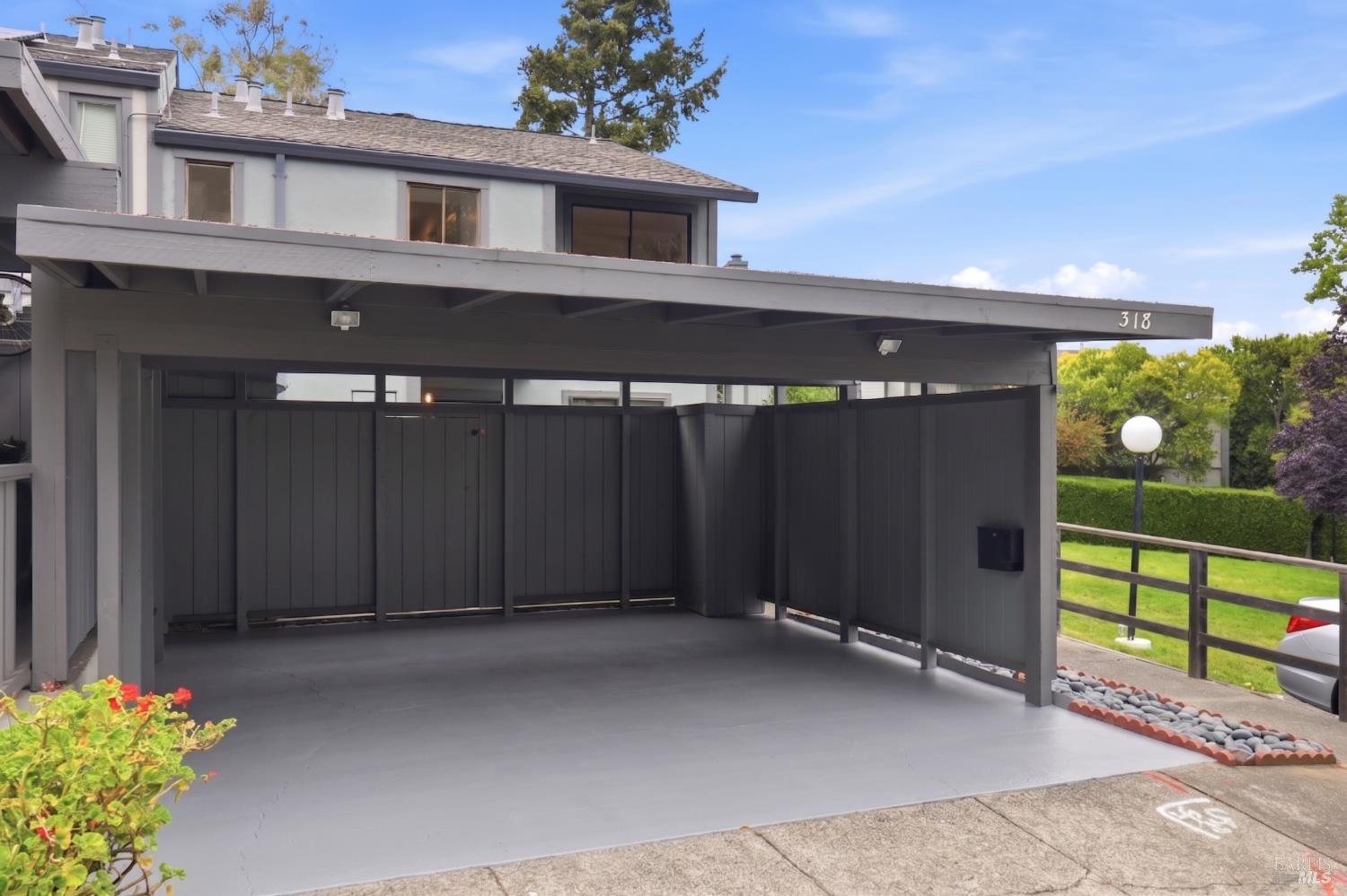 318 Sylvia Way