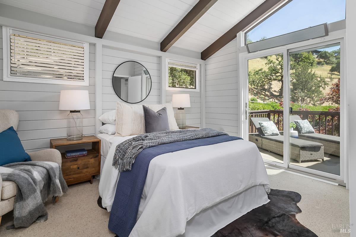 2554 Vineyard Road