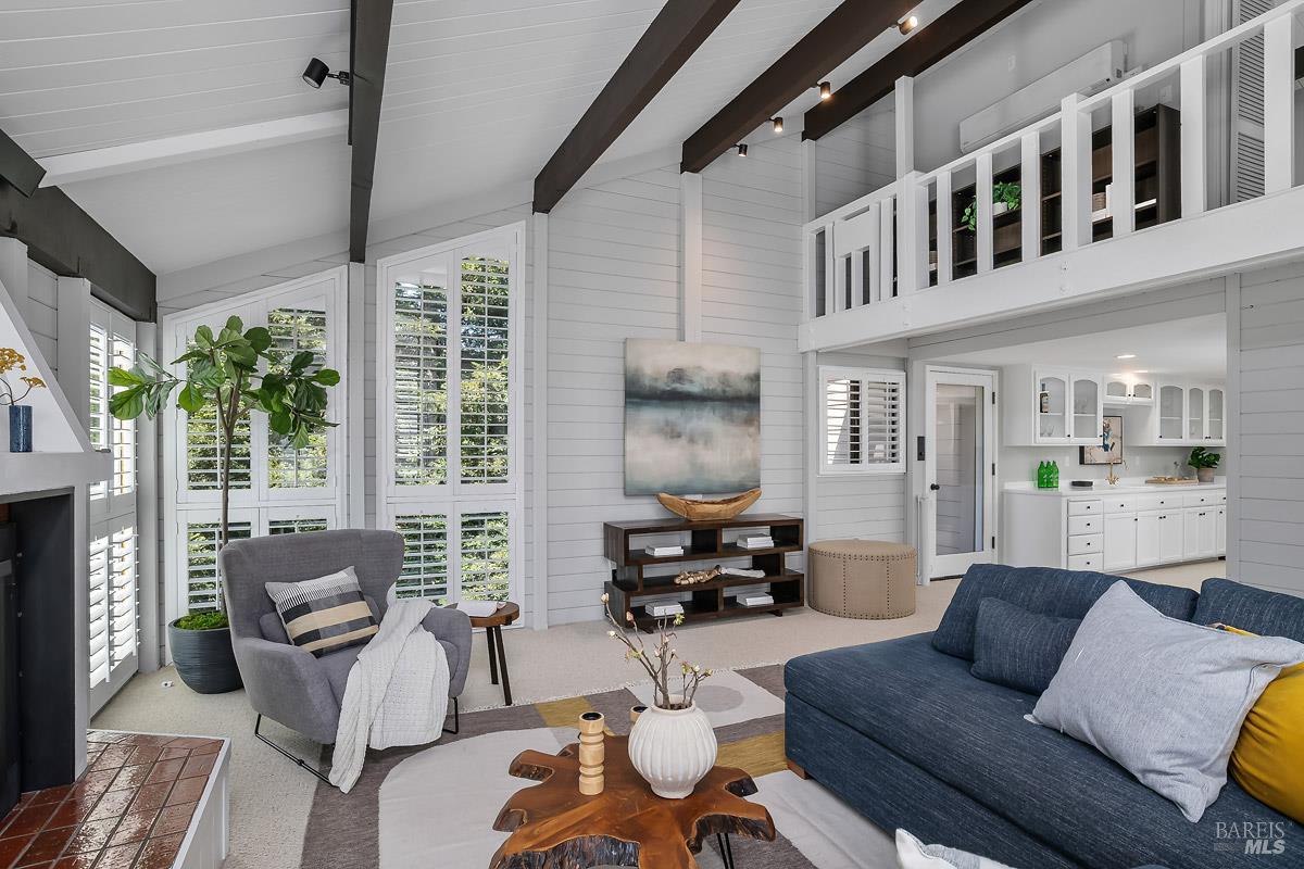 2554 Vineyard Road