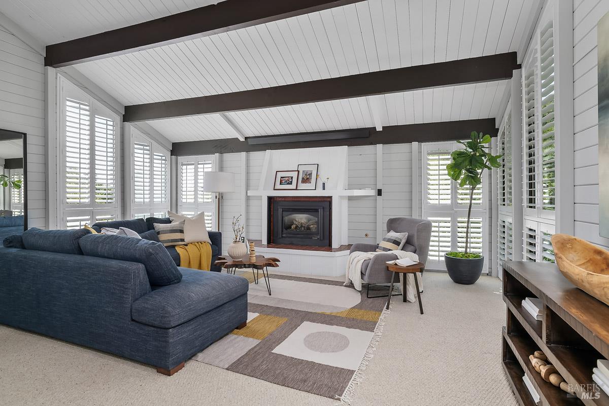 2554 Vineyard Road