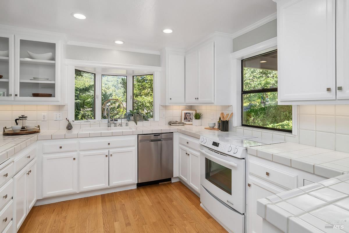 2554 Vineyard Road