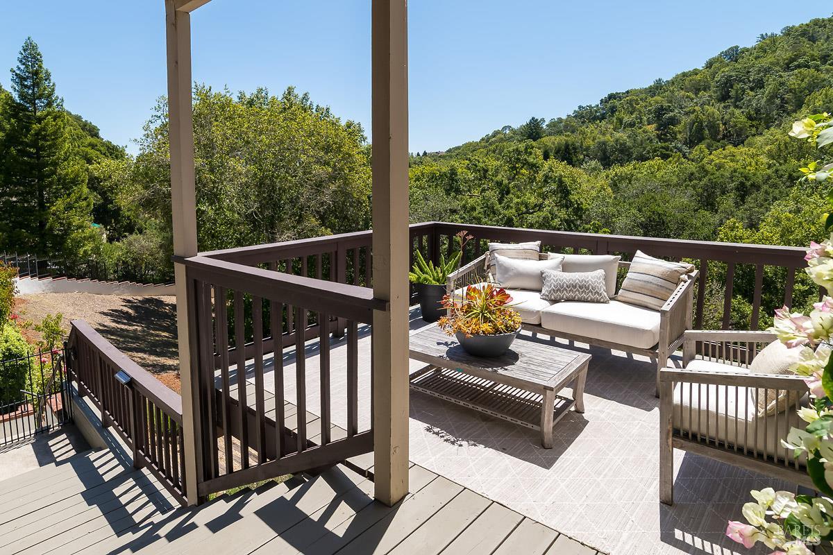 2554 Vineyard Road